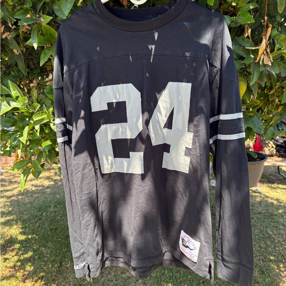 Mitchell & Ness Charles Woodson Black Gridiron Oakland Raiders Long Sleeve Shirt